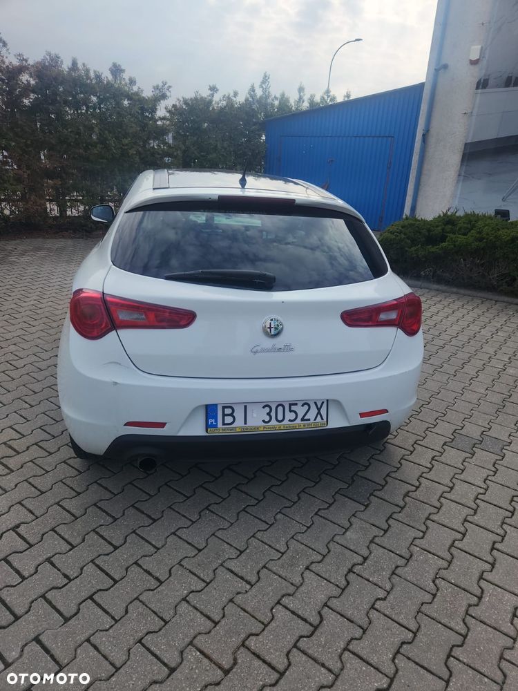 Alfa Romeo Giulietta 1.6 JTDM Veloce - 14