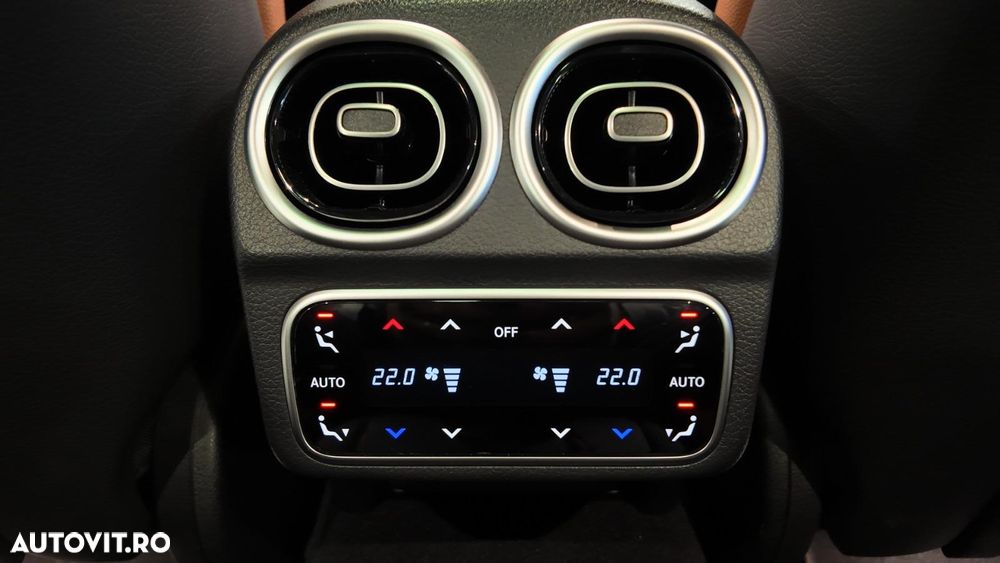 Mercedes-Benz C 300 9G-TRONIC AMG Line - 38