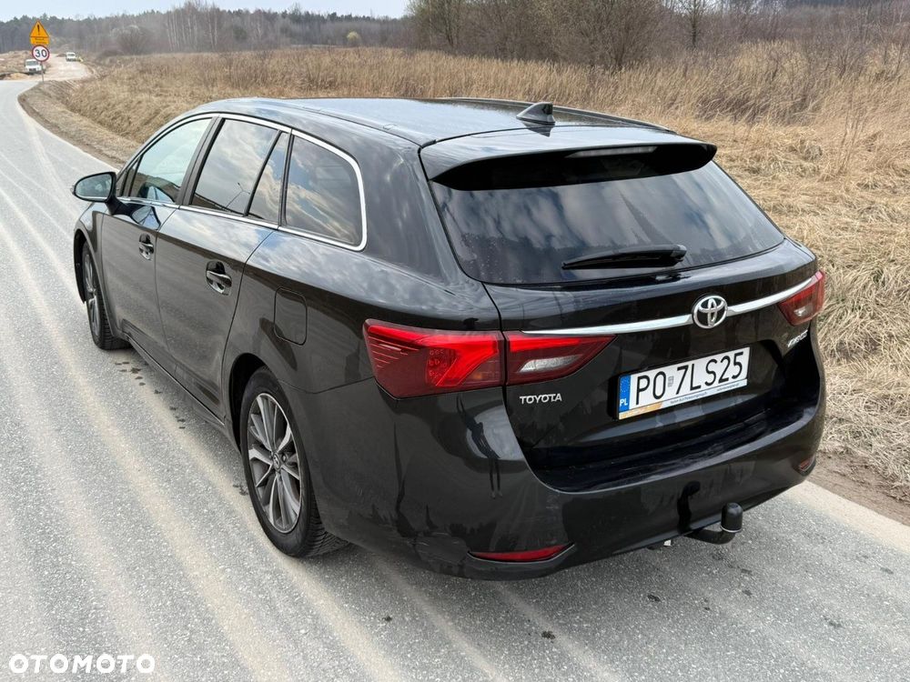 Toyota Avensis 2.0 D-4D Prestige - 10