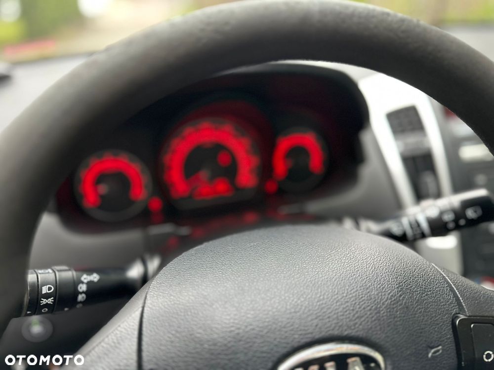 Kia Ceed - 11