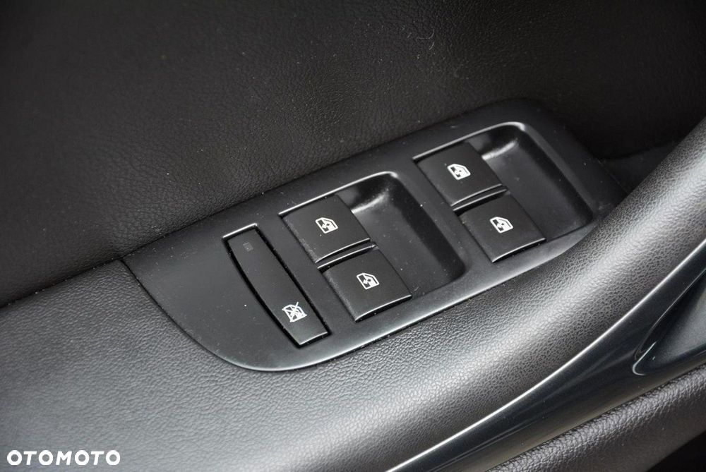 Opel Zafira 1.4 Turbo Innovation - 34