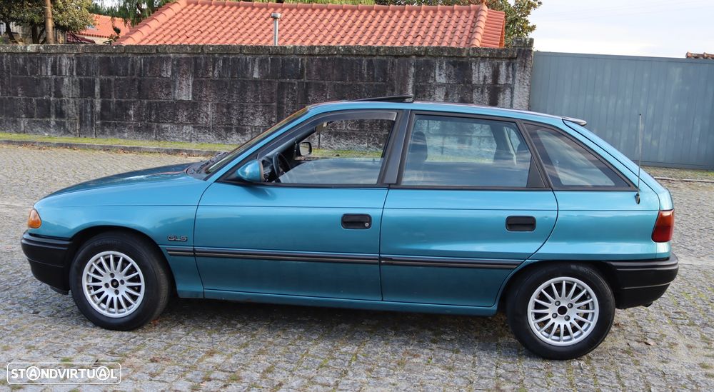 Opel Astra 1.7 TD GLS - 7