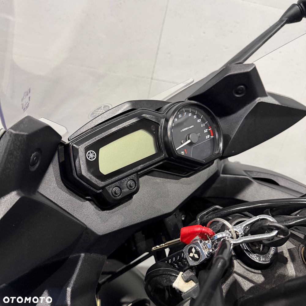 Yamaha XJ - 18