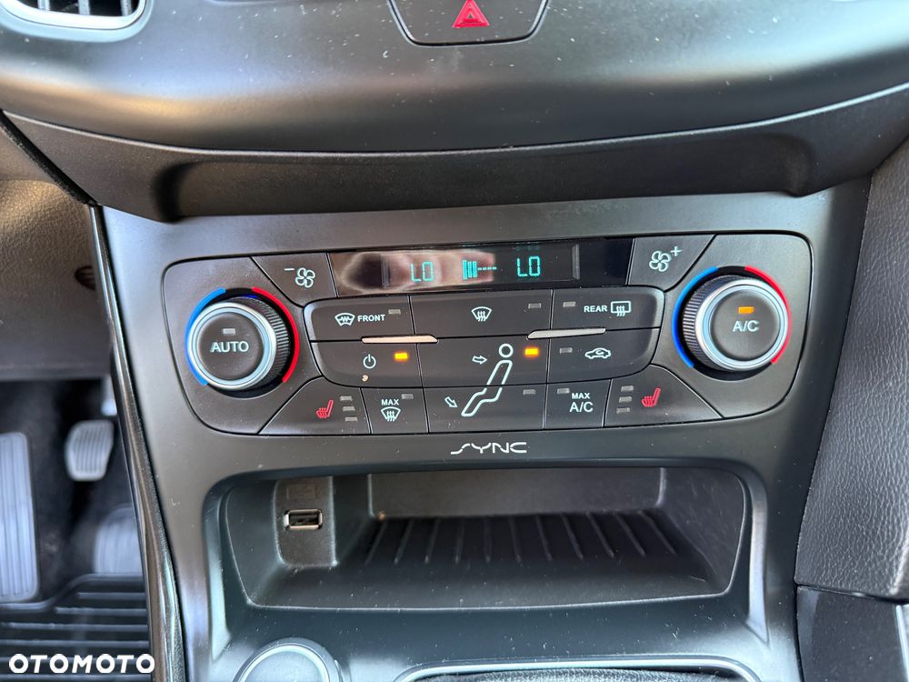 Ford Focus - 31
