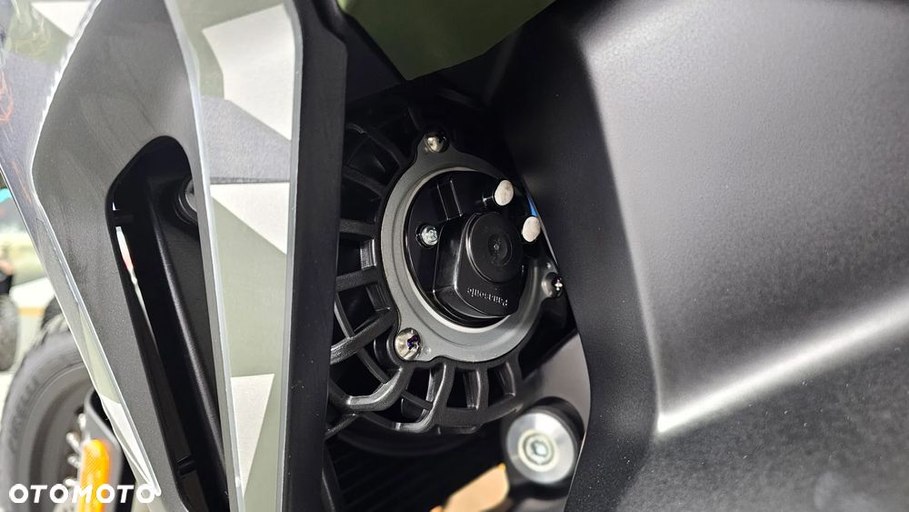CFMoto 1000 MT-X - 12