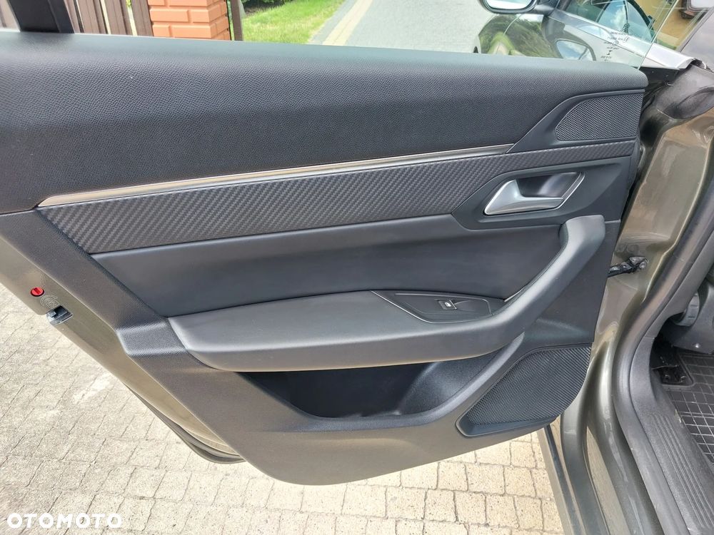 Peugeot 508 BlueHDi 160 EAT8 Allure Business-Paket - 20
