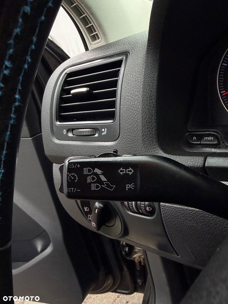 Volkswagen Golf 1.6 Tour - 4