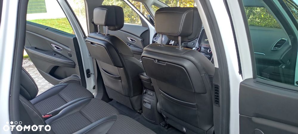 Renault Grand Scenic Gr 1.6 dCi Bose EDC - 23