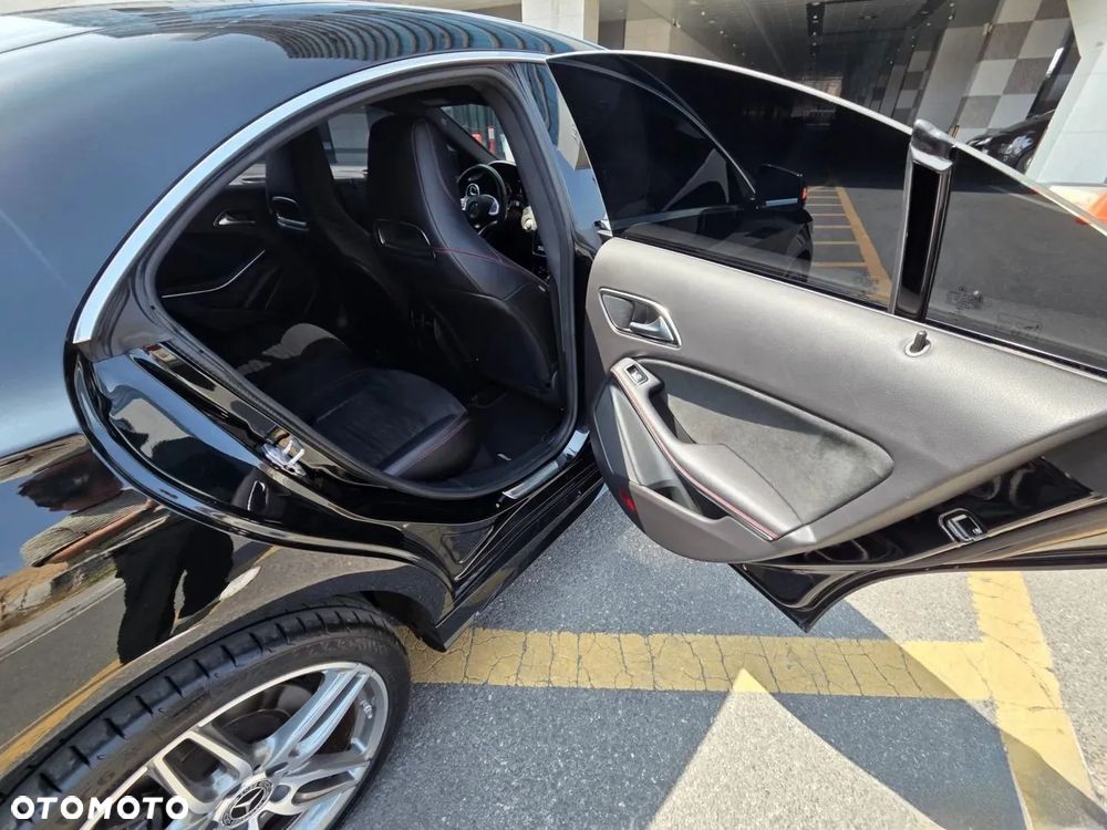 Mercedes-Benz CLA - 14