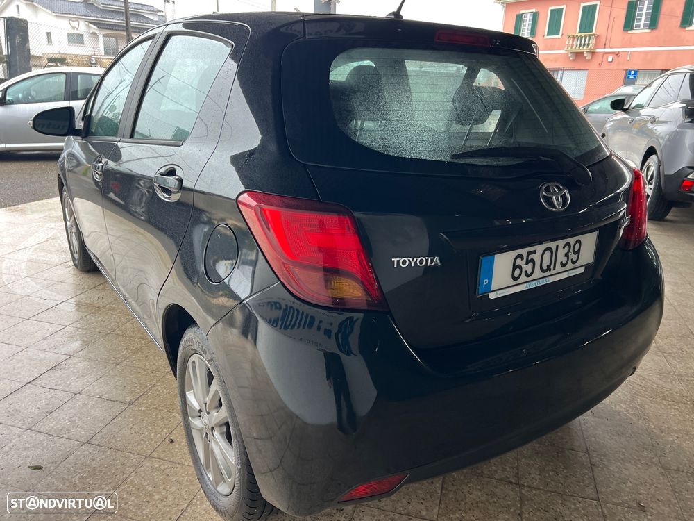 Toyota Yaris 1.0 VVT-i Comfort +PS Style +P.Techno +P.Sport - 33