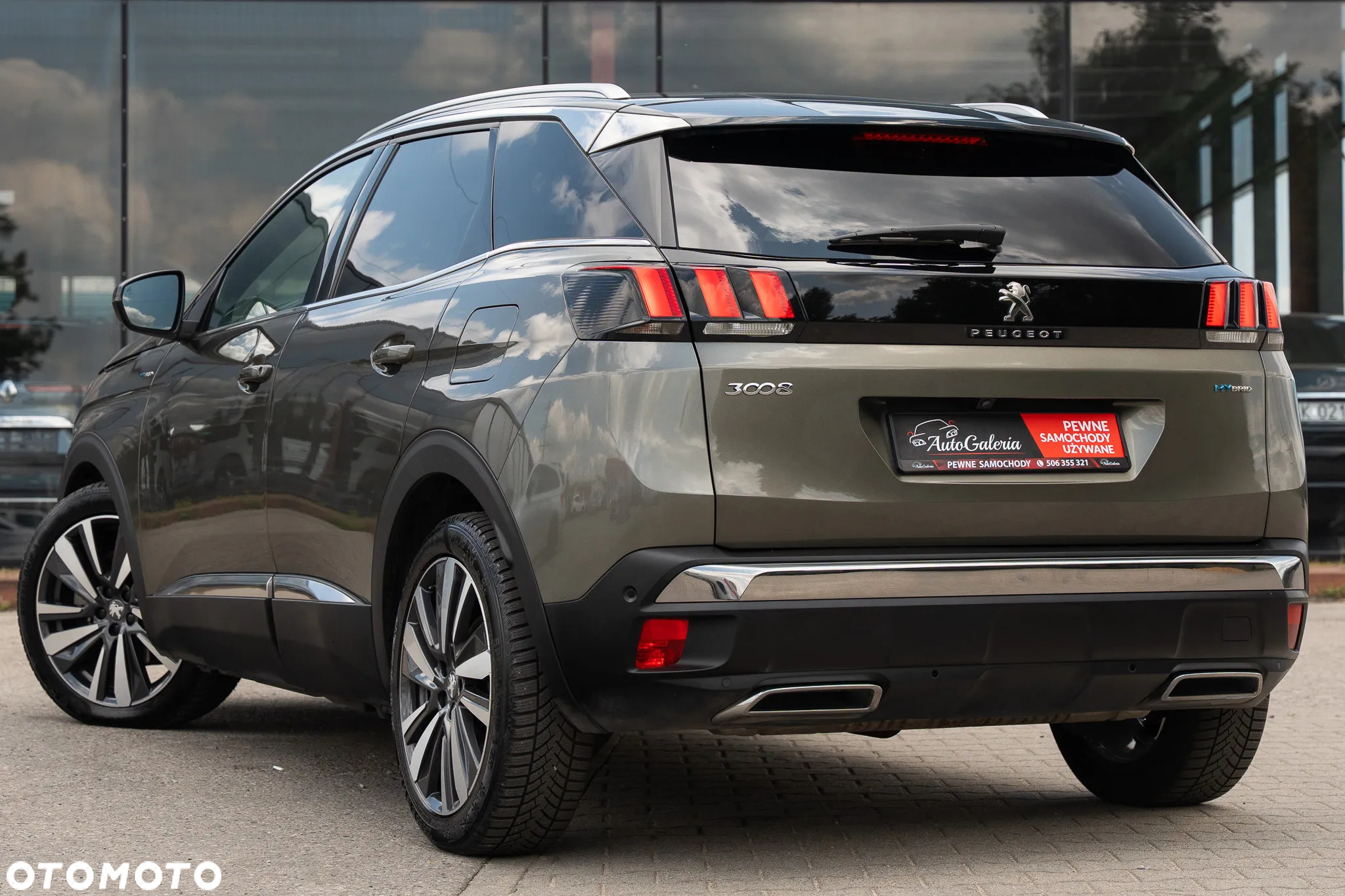 Peugeot 3008 1.6 PureTech HYbrid GT Line S&S EAT8 - 10