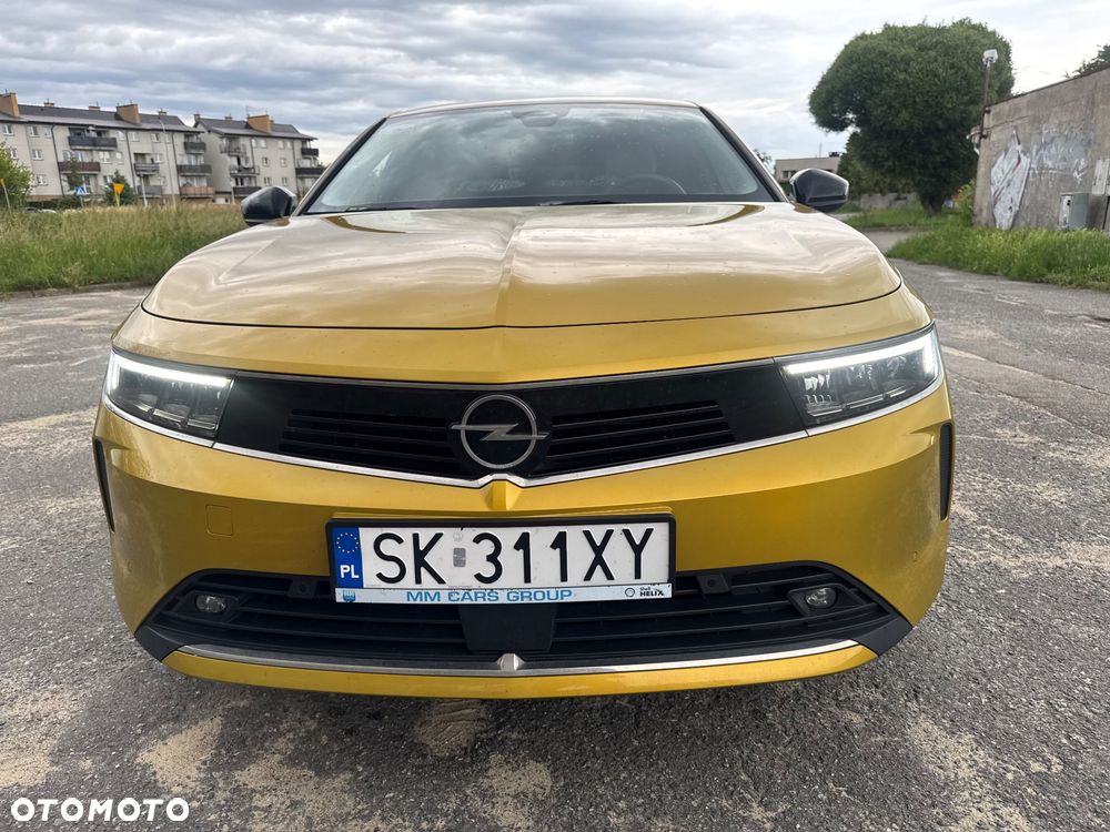 Opel Astra 1.2 T Edition S&S - 24