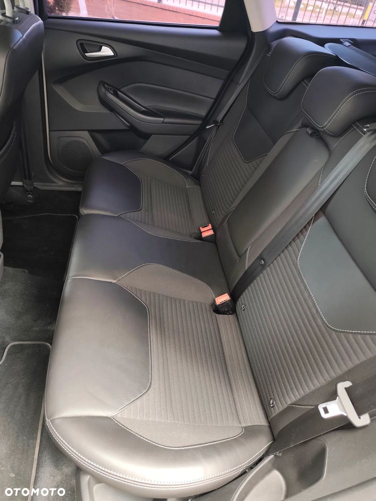 Ford Focus - 14