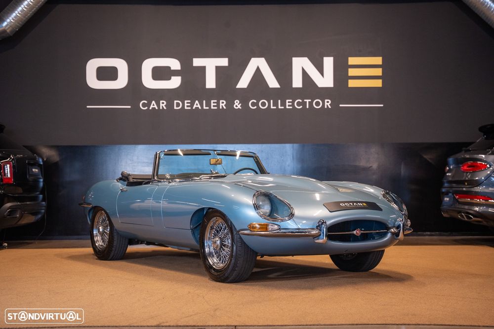 Jaguar E-Type - 6