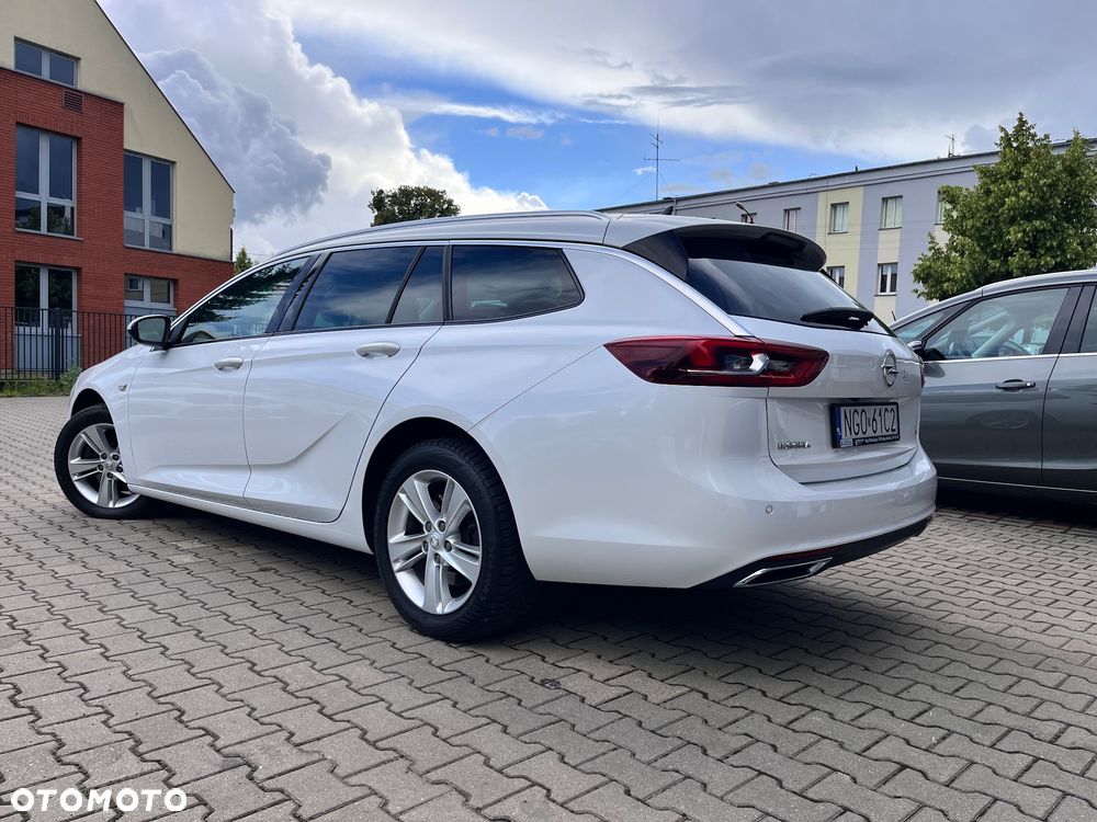 Opel Insignia - 10