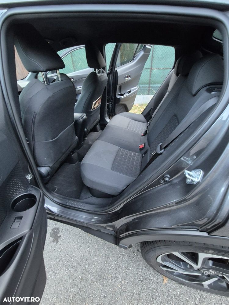 Toyota C-HR 1.2 Turbo 4x2 CVT C-ult LED - 7