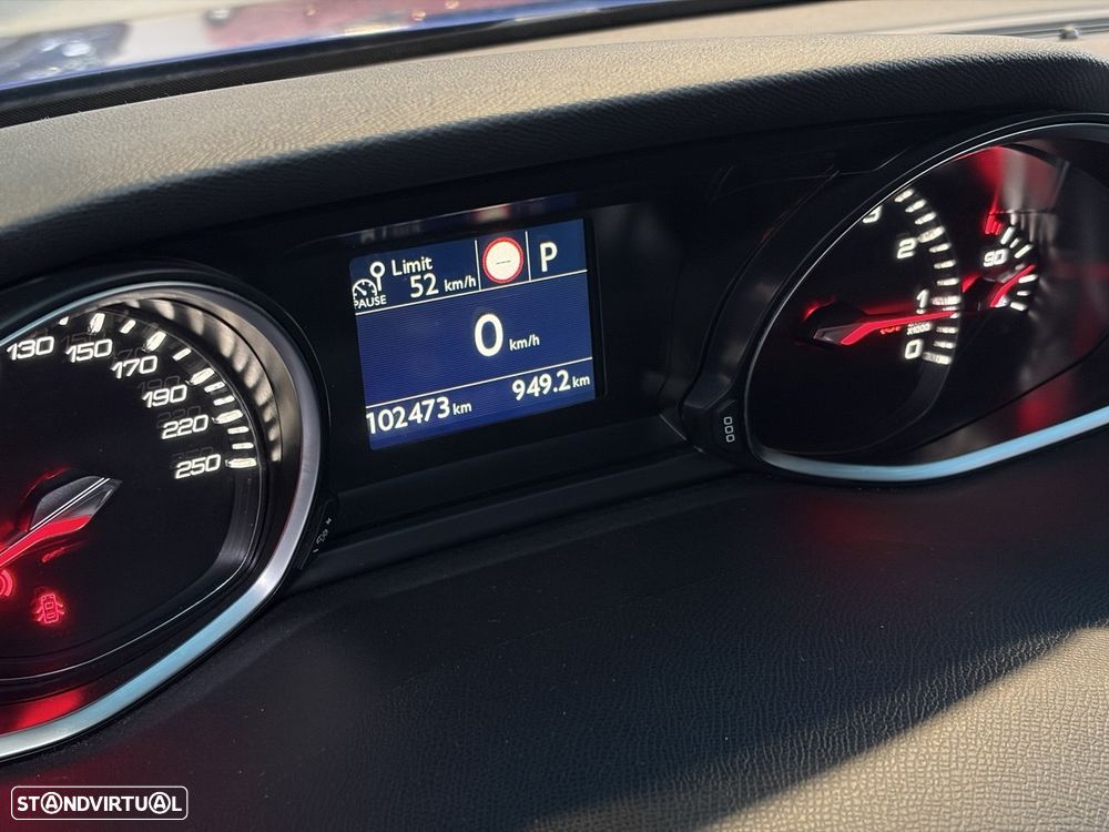 Peugeot 308 PureTech 130 GPF EAT8 Stop & Start Tech Edition - 5