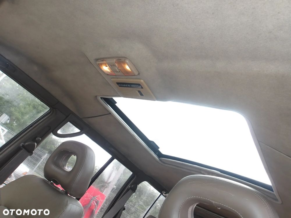Mitsubishi Pajero - 20