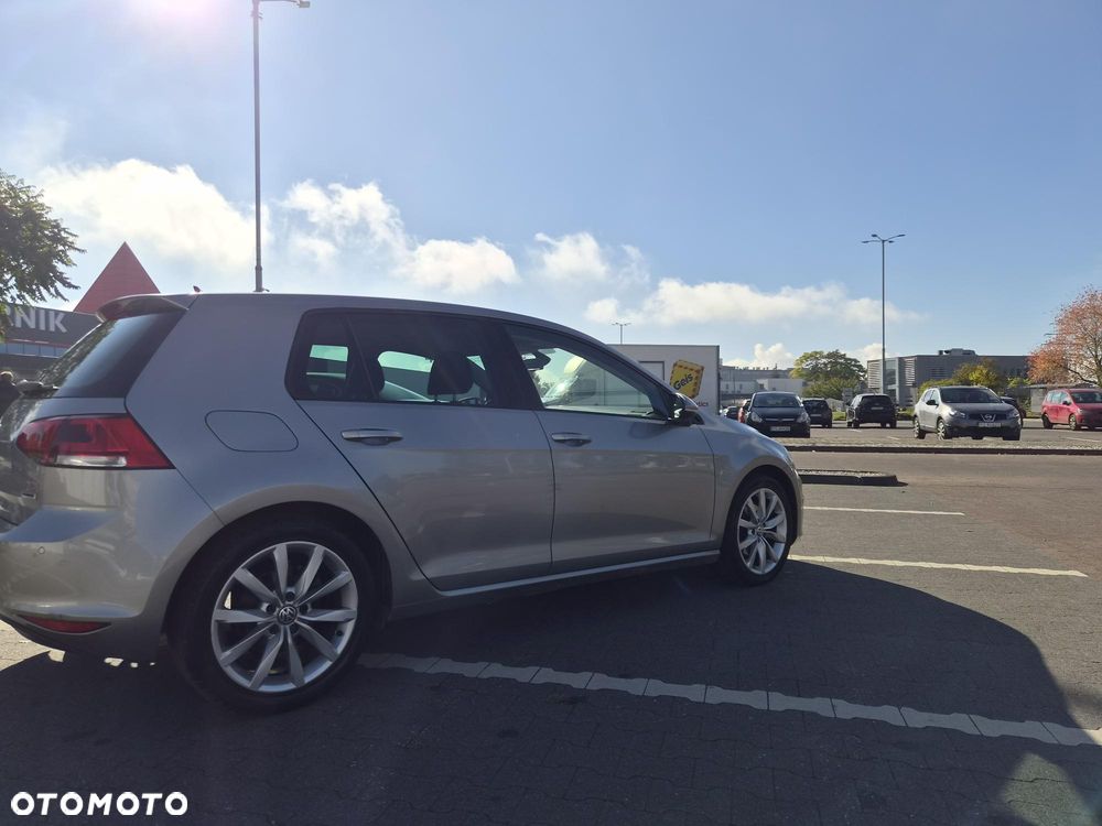 Volkswagen Golf 1.2 TSI Highline DSG - 8