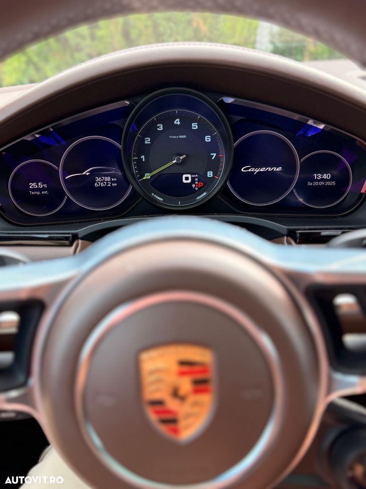 Porsche Cayenne E-Hybrid - 16