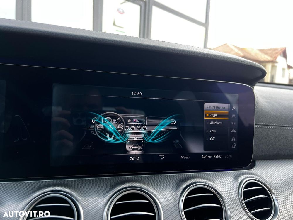 Mercedes-Benz E - 37