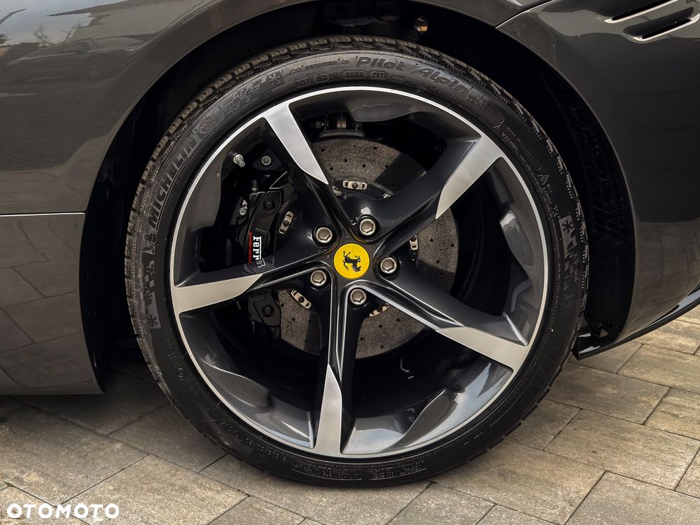 Ferrari SF90 Stradale - 26