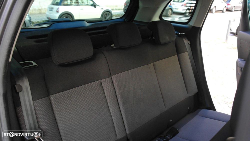 Citroën C3 Aircross 1.2 PureTech Plus - 16