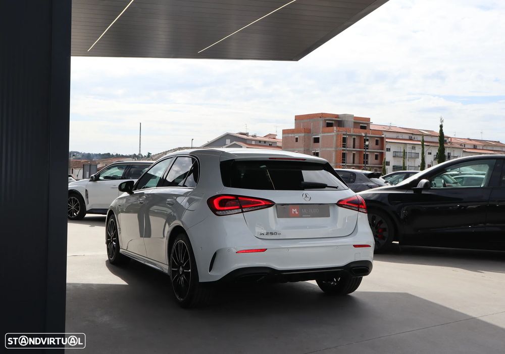 Mercedes-Benz A 250 e 8G-DCT AMG Line - 6
