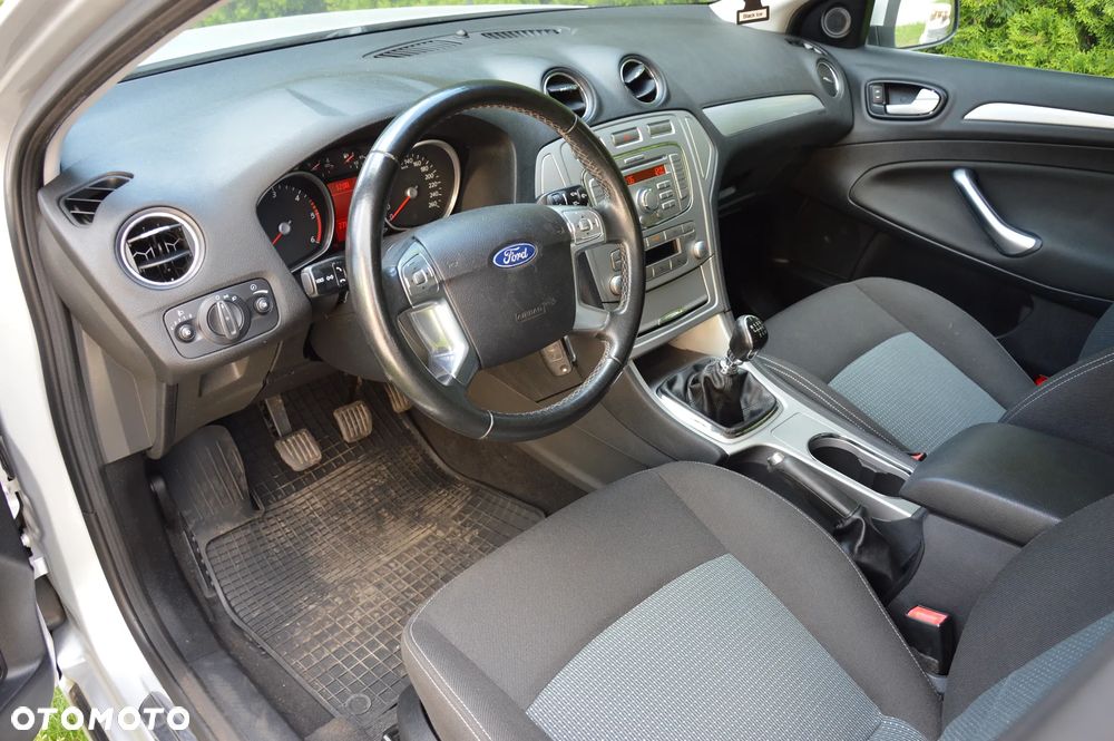 Ford Mondeo - 21
