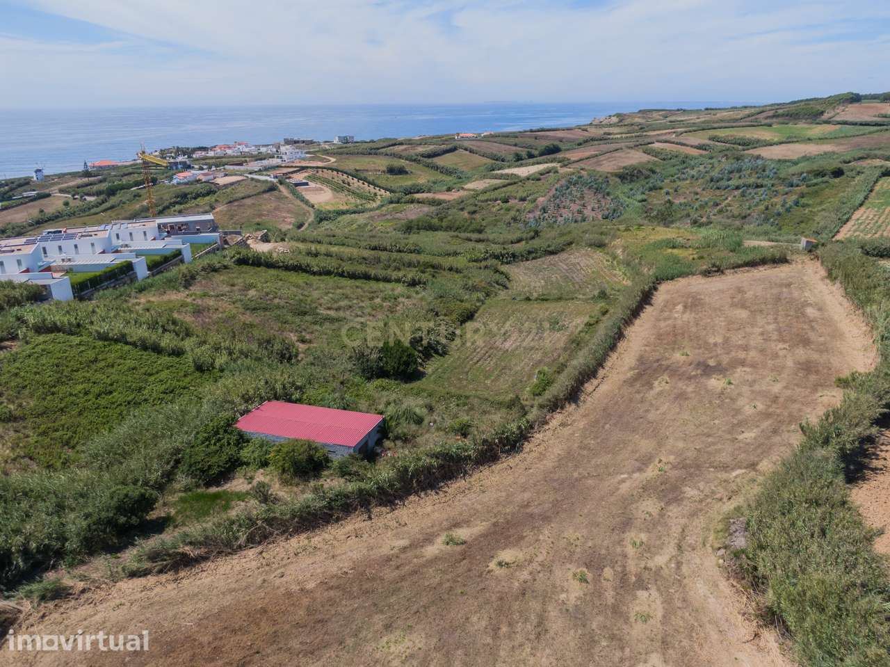 Oportunidade Única de Desenvolvimento em Terreno com Vista Mar - Grande imagem: 3/12
