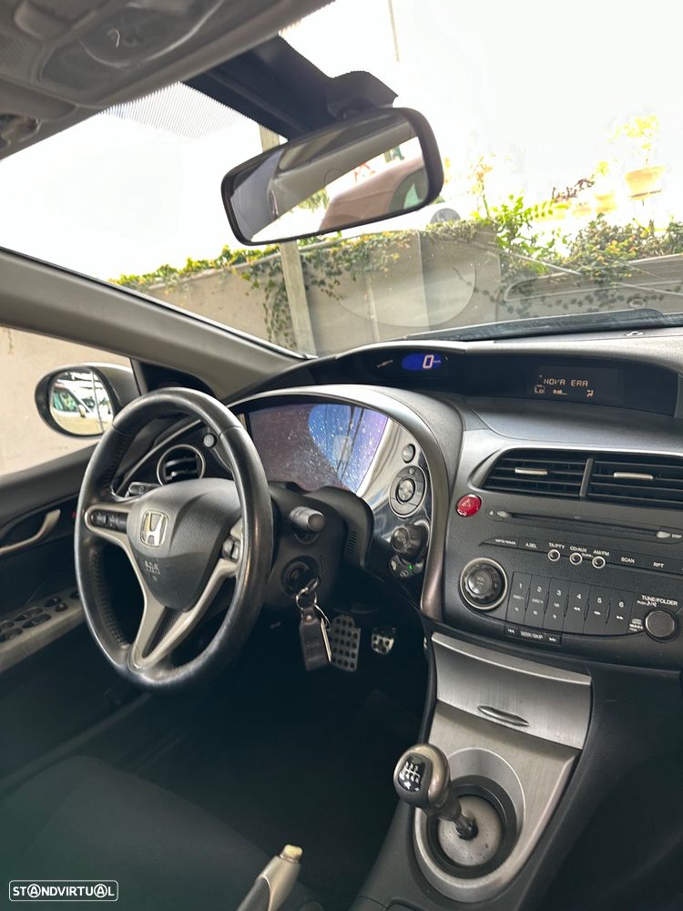 Honda Civic 1.4 Sport - 15