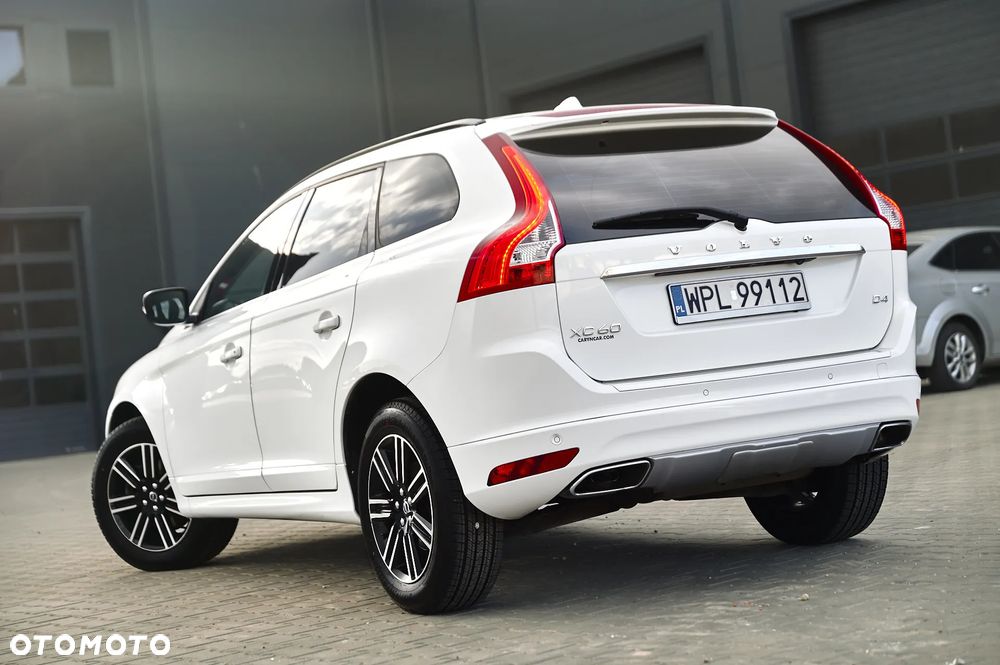 Volvo XC 60 D4 Drive-E Momentum - 2