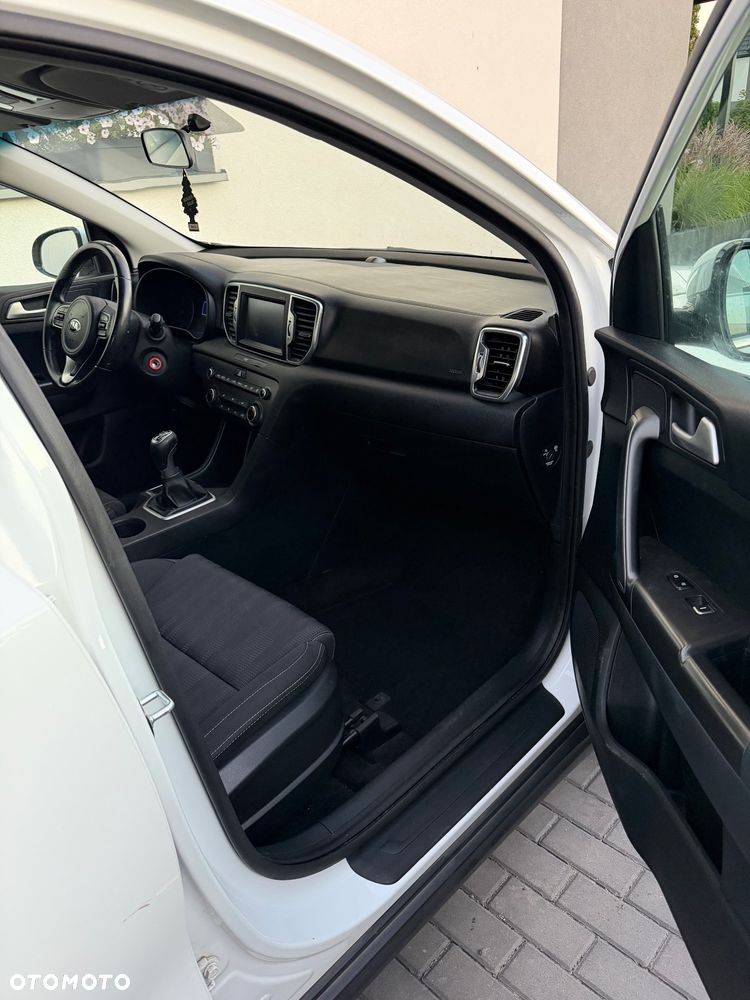 Kia Sportage 1.6 GDI L 2WD - 16