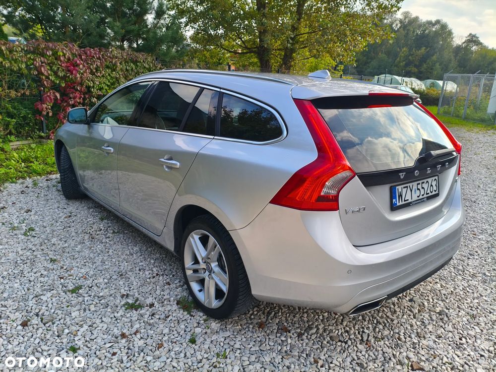 Volvo V60 T5 Drive-E Summum - 14