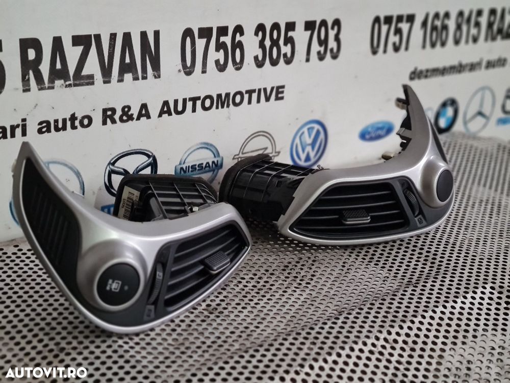 Grile Grila Ventilatie Laterala Stanga Dreapta Hyundai IX35 An 2009-2010-2011-2012-2013-2014-2015 D - 2