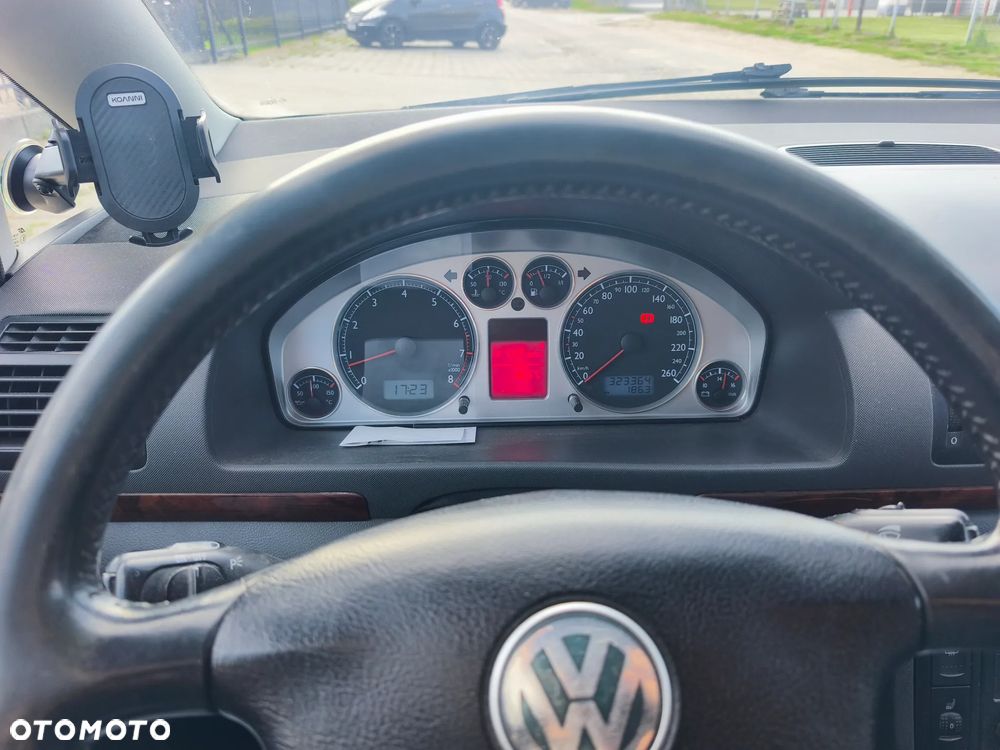 Volkswagen Sharan 1.8T Comfortline - 14