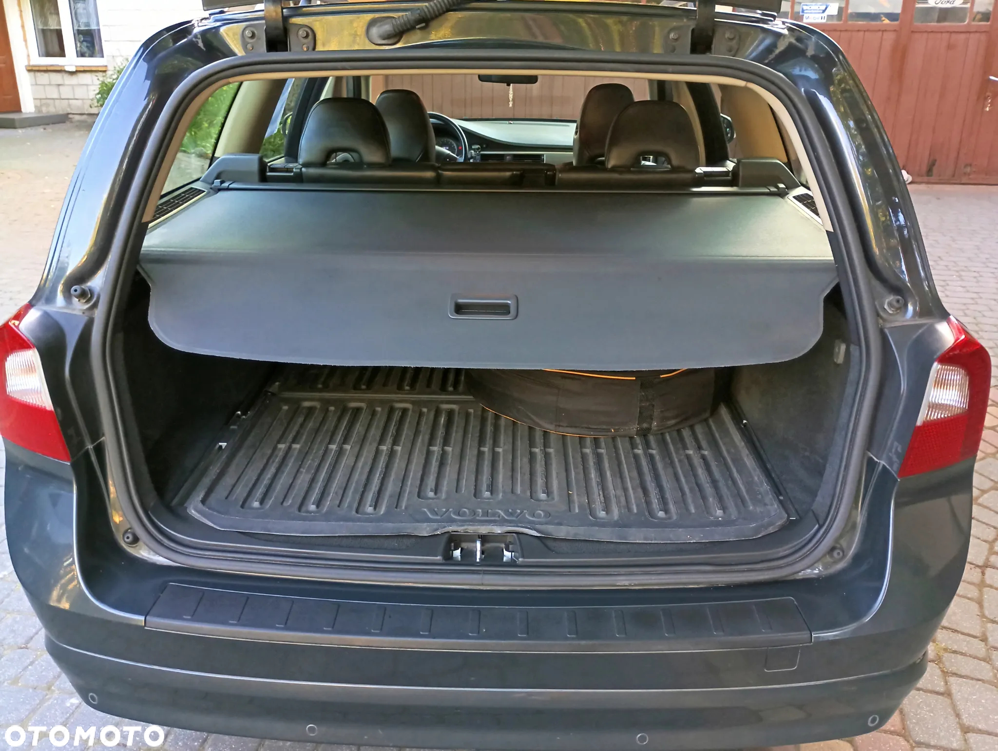 Volvo V70 2.0 Momentum - 8