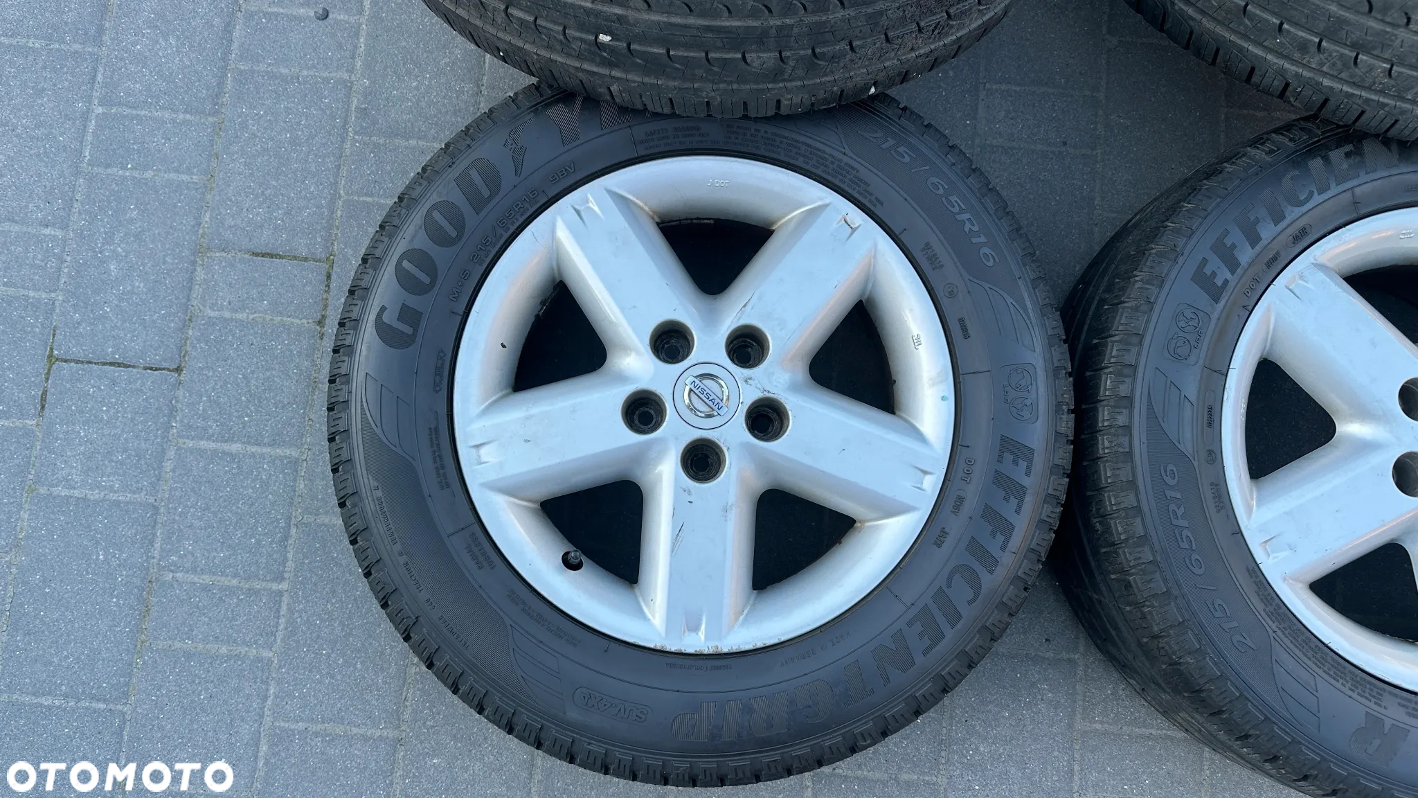 Koła r16 nissan 5x114.3 215/65 SUV felgi alufelgi ET40 - 5