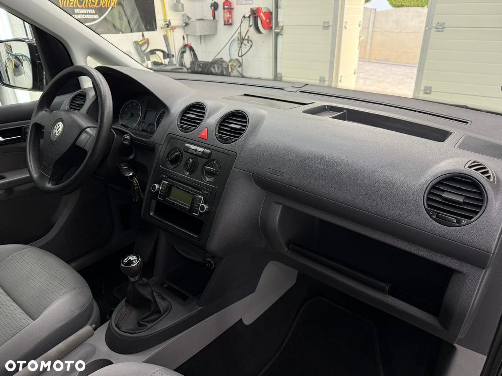 Volkswagen Caddy - 14
