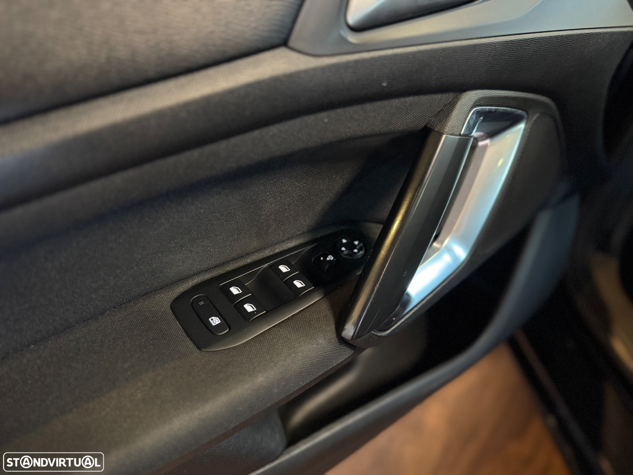 Peugeot 308 SW BlueHDi 130 EAT8 Style - 8