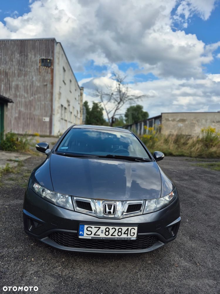 Honda Civic 1.8 Comfort - 1
