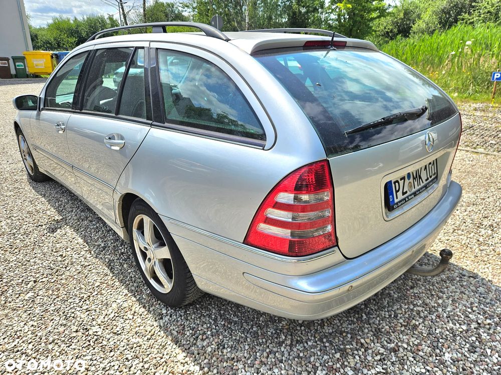 Mercedes-Benz Klasa C 220 CDI Automatik Avantgarde - 18