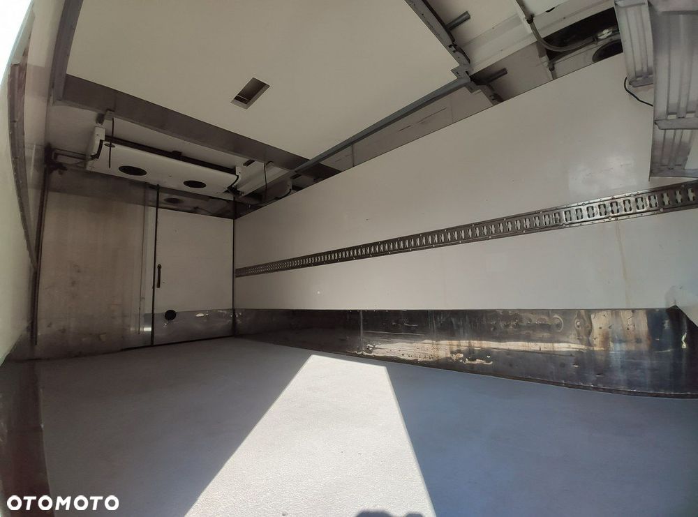 Iveco Daily 72C18 Mroźnia Ściana Grodziowa Podwójny Parownik - 12