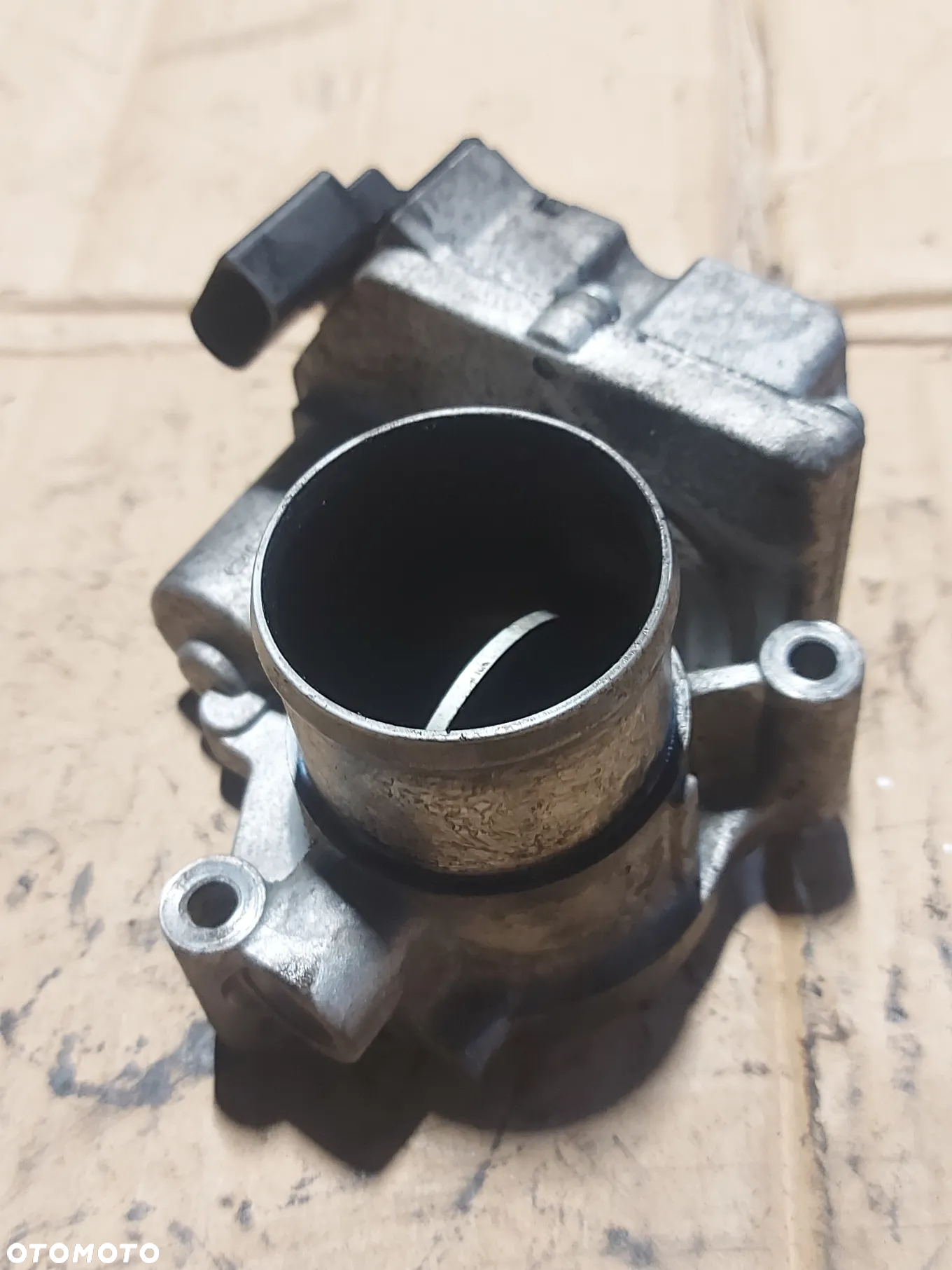PRZEPUSTNICA RENAULT 1.9 DCI A2C53107575 7701062300 - 3