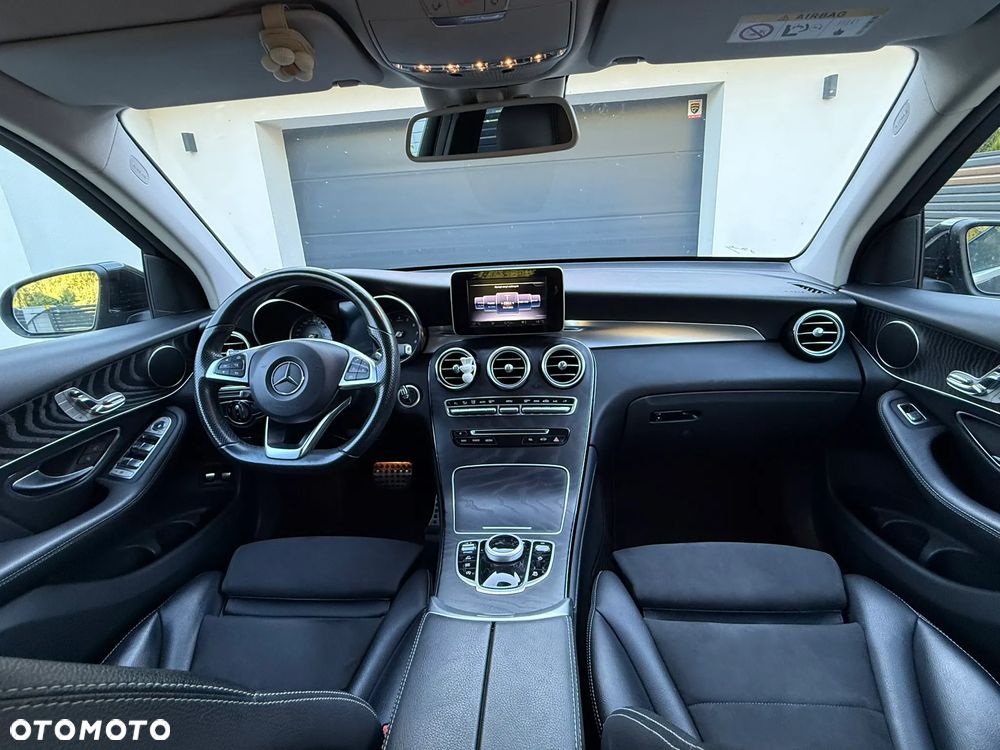 Mercedes-Benz GLC - 12