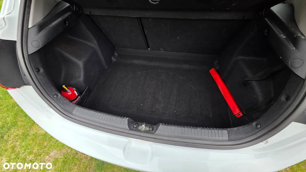 Kia Ceed 1.4 CRDi M - 12