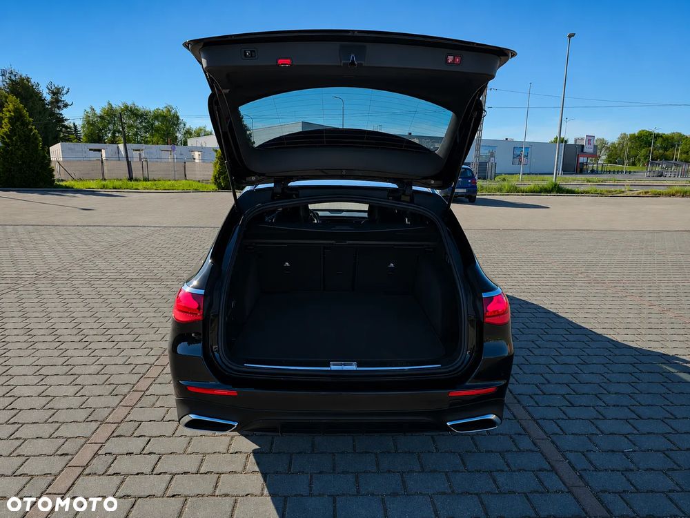 Mercedes-Benz Klasa E 220 d 4Matic 9G-TRONIC Edition AMG Line - 9