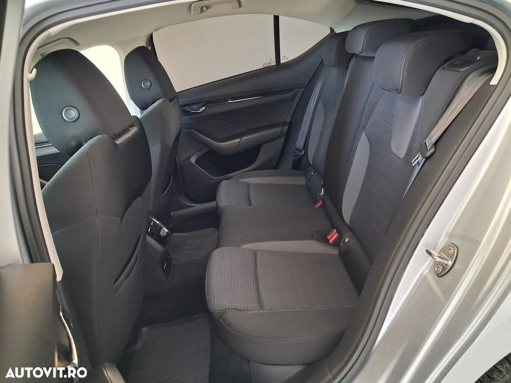 Skoda Octavia 2.0 TDI Ambition - 10