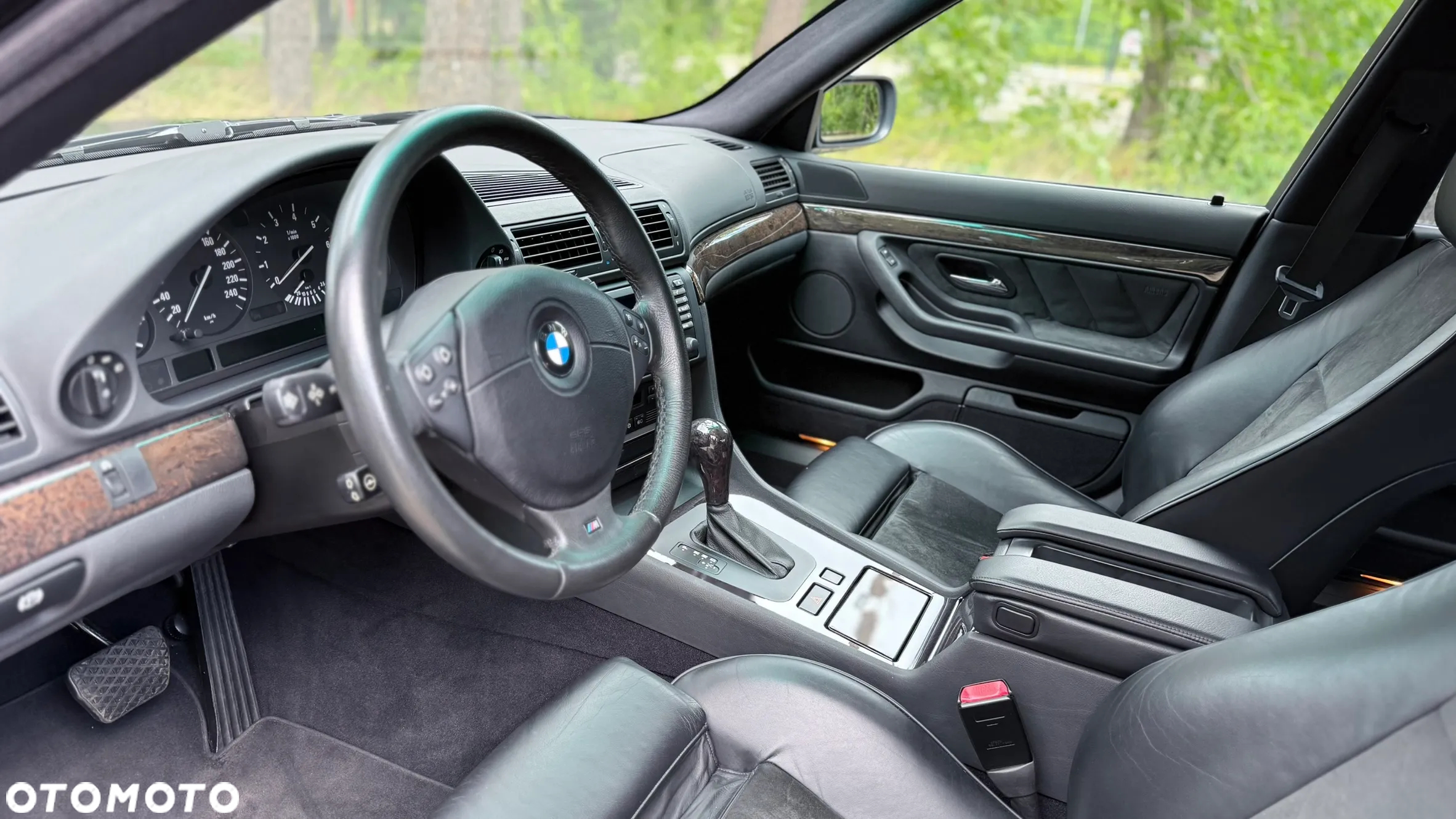 BMW Seria 7 740i - 16