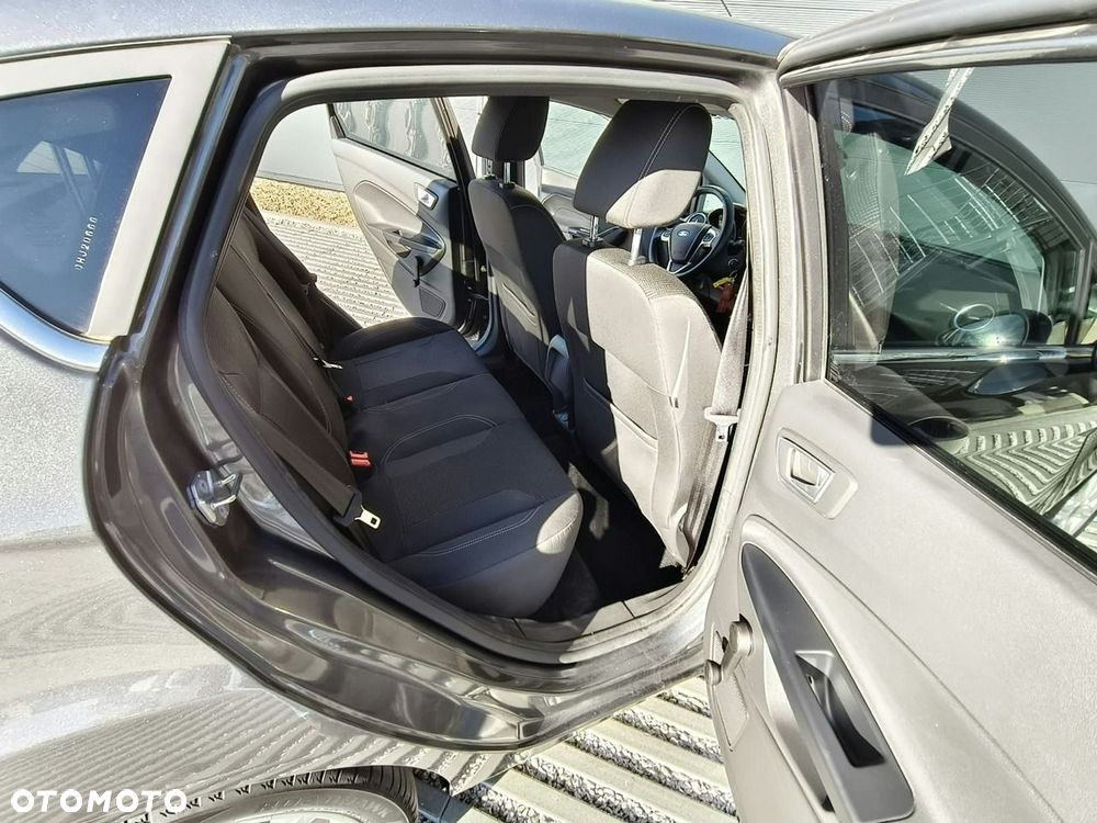 Ford Fiesta - 17